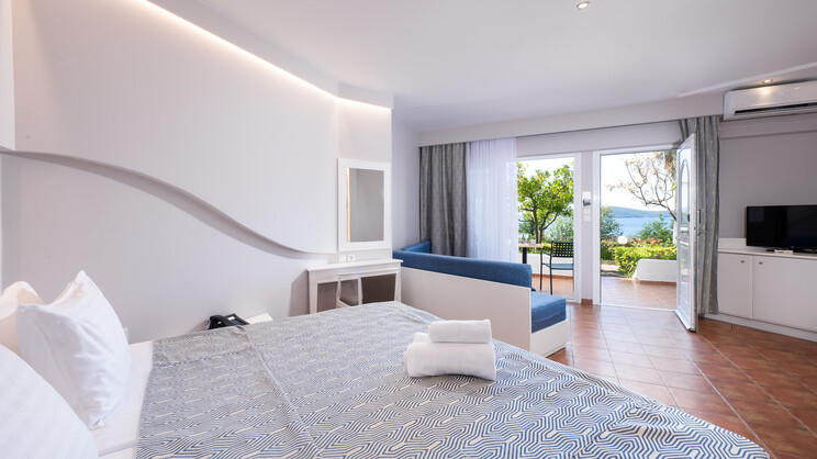 Family Room Standard Sea View